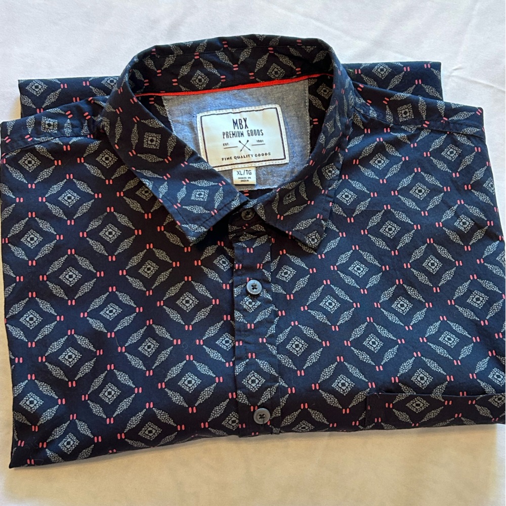 MBX Premium Goods Men's Navy Patterned Shortsleeved Shirt
